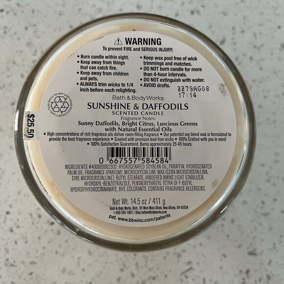 Bath & Body Works Sunshine and Daffodils Scented Candle 14.5oz Brand New - Picture 4 of 4